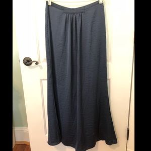Maxi lightweight skirt